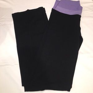 Lululemon yoga pants size 8